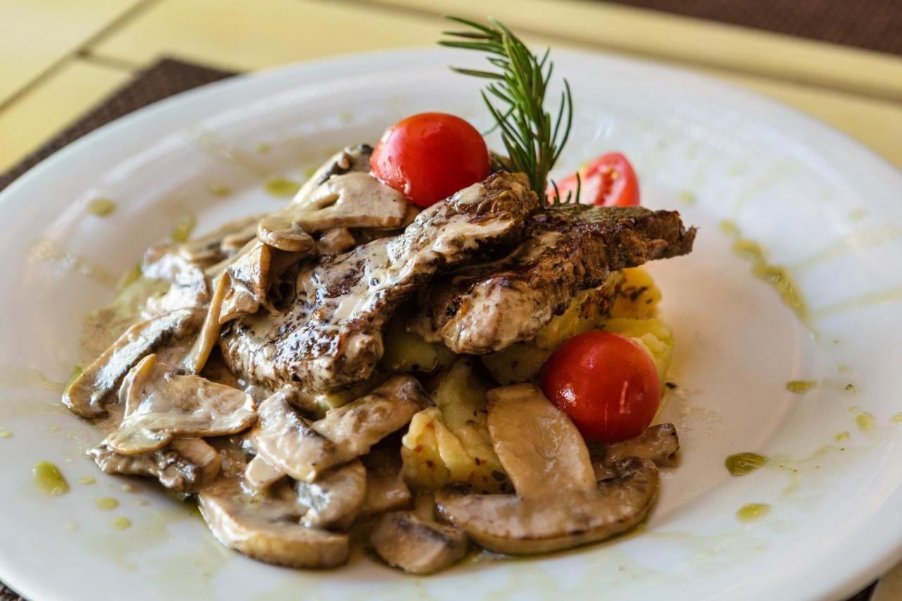 Faros Bodrum Hotel - Special Category ゴルトゥルブク エクステリア 写真